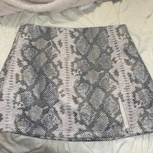 Snake skin Mini skirt